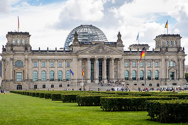 Blick auf das Reichstagsgebäude