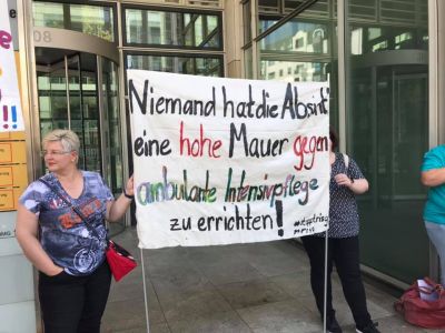 Transparent: Niemand hat die Absicht eine hohe Mauer gegen ambulante Intensivpflege zu errichten