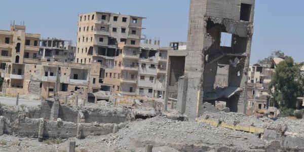 Foto zeigt bombardierte Stadt in Syrien
