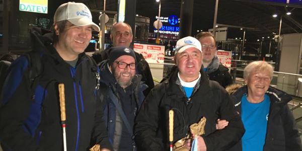 Foto zeigt Reisegruppe Niemand