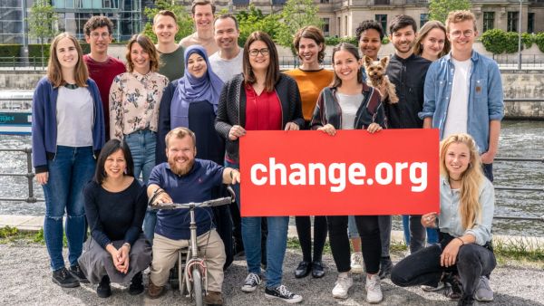 Team von change.org