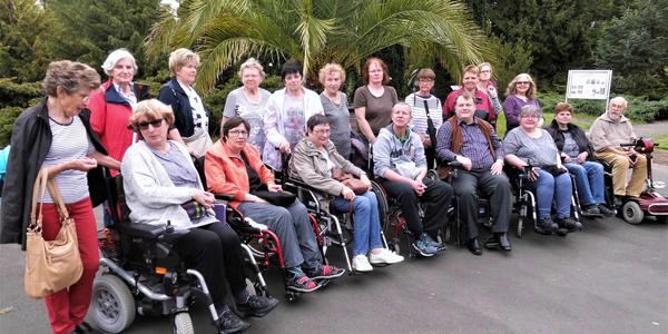 Foto zeigt Mitglieder der Selbsthilfegruppe