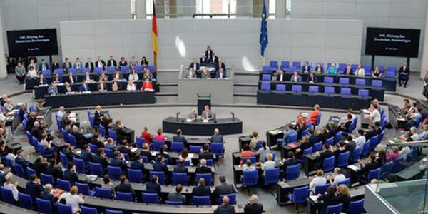 Blick in das Plenum des Deutschen Bundestages