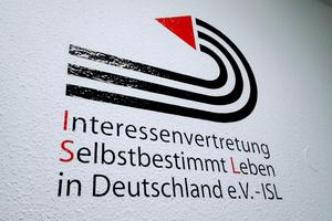 Wandtatoo Logo und Schrift Interessenvertretung Selbstbestimmt Leben in Deutschland e. v. - ISL