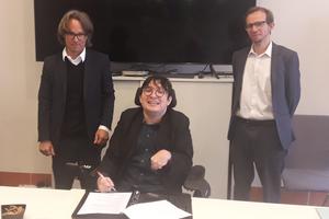 Foto von Unterzeichnung der Niederschrifterklärung