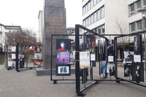 Bild von der Fotoausstellung in der Kasseler Innenstadt