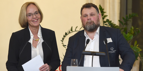 Foto von SOD-Präsidentin Christiane Krajewski und Bundesathletensprecher Mark Solomeyer