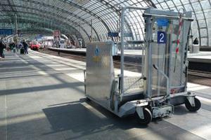 Hublift am Berliner Hauptbahnhof
