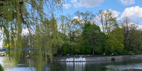 Foto vom Ufer des Landwehrkanals