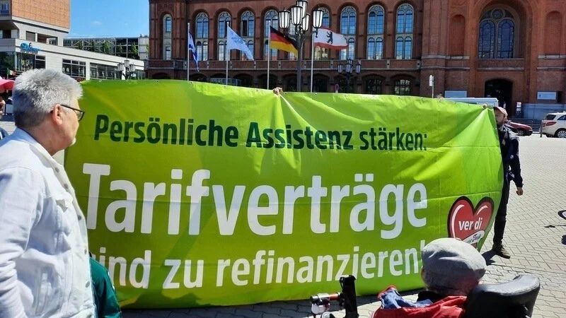 Bild zur Petition für gleiche Löhne im Arbeitgebermodell in Berlin