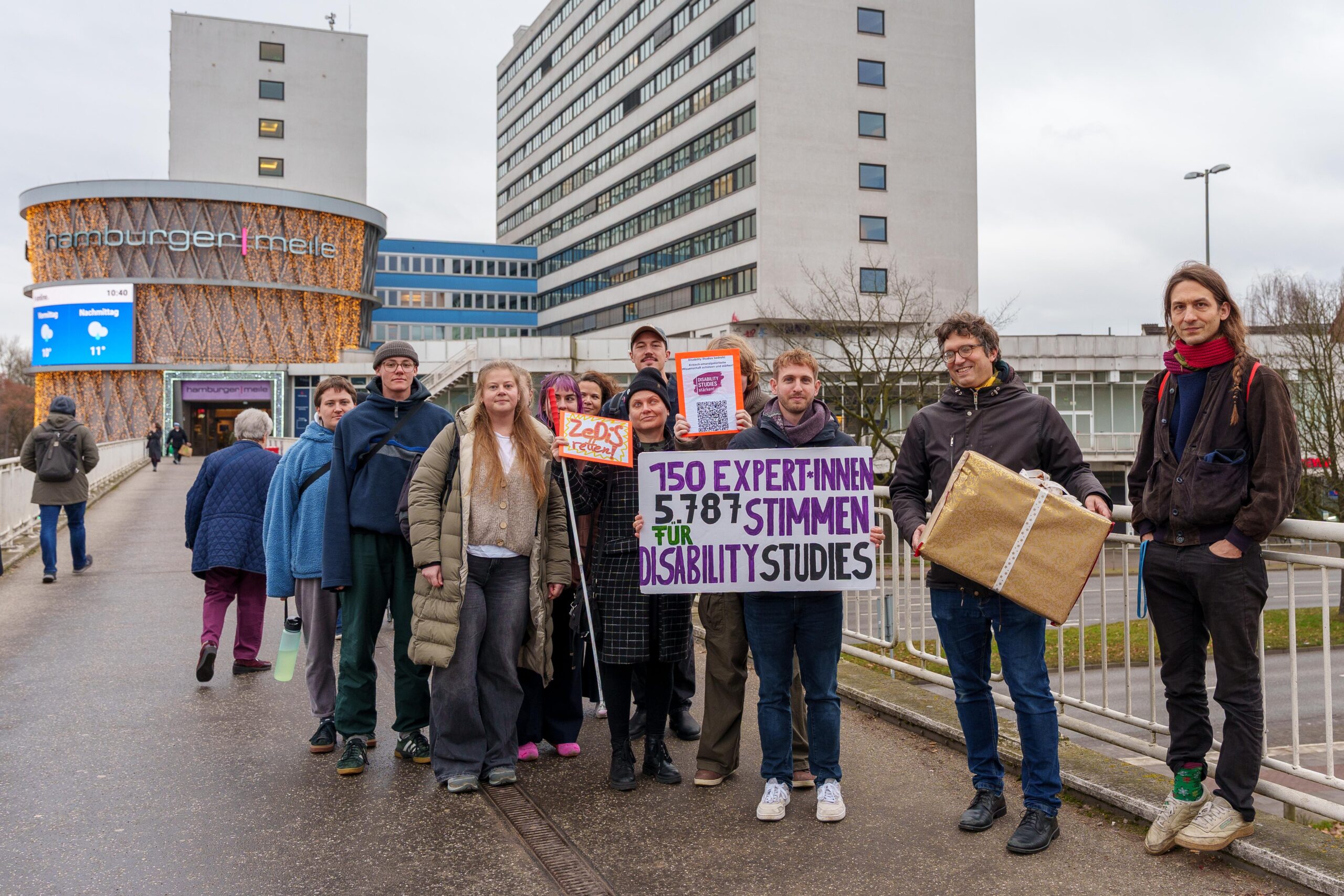 Protest für Erhalt von ZEDISplus in Hamburg