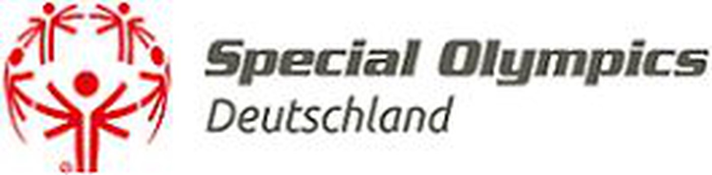 Angedeuterte Erdkugen, die fünf Personen umarmen