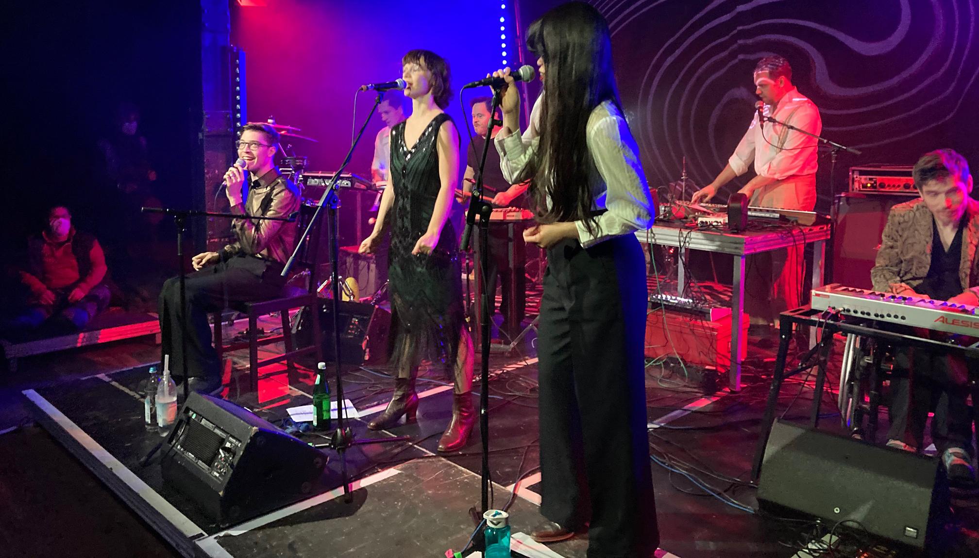 Hausband von RambsZamba auf der Bühne
