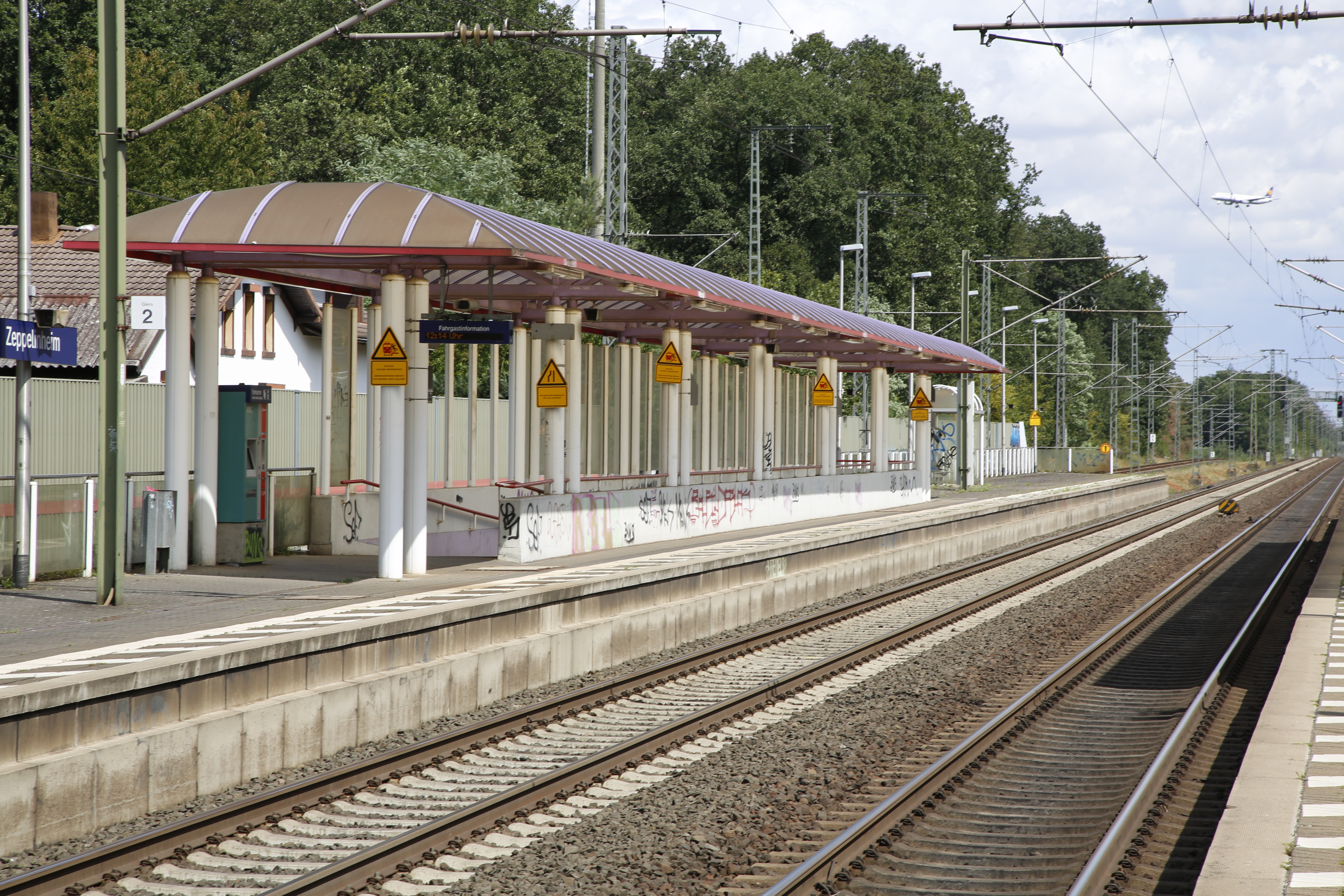 Bahnhof Zeppelinheim, Neu-Isenburg, Barrierefreier Zugang von Thomas Kroemer