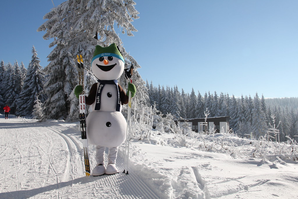 Schneemann Flocke in der Ferienregion Oberhof von oberhoftourismus