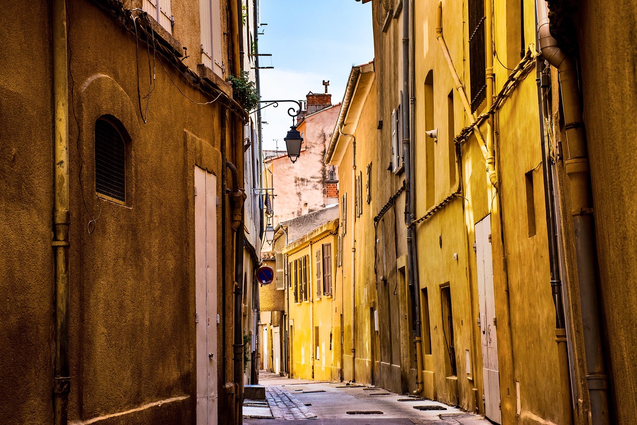 city, street, empty, quiet, provence, france, europe, back alley, houses, architecture, yellow, perspective, brown city, brown house, brown street, street, street, provence, provence, france, france, france, france, france, europe, europe, yellow, perspective