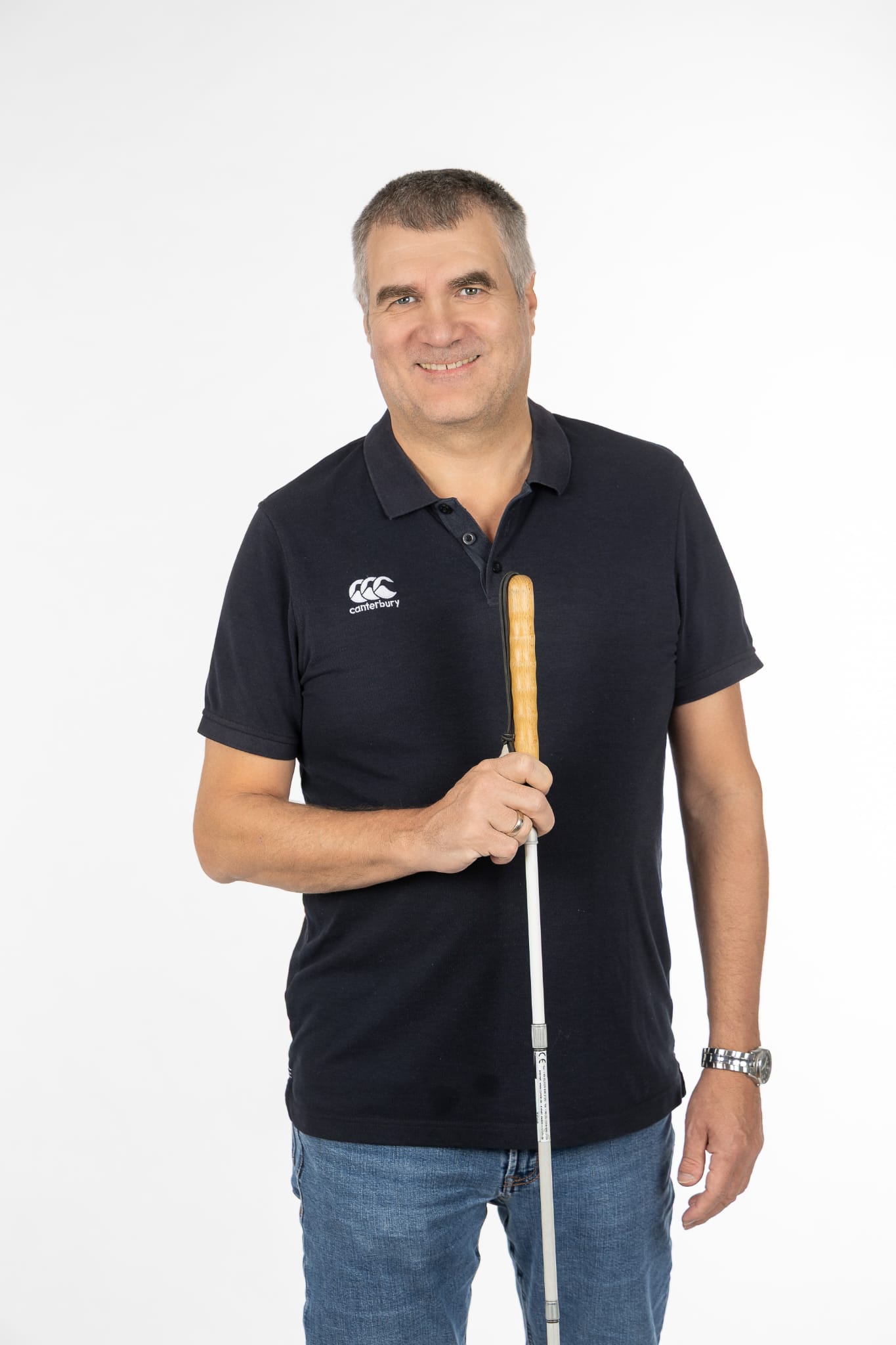 Markus Ertl mit Blindenstock