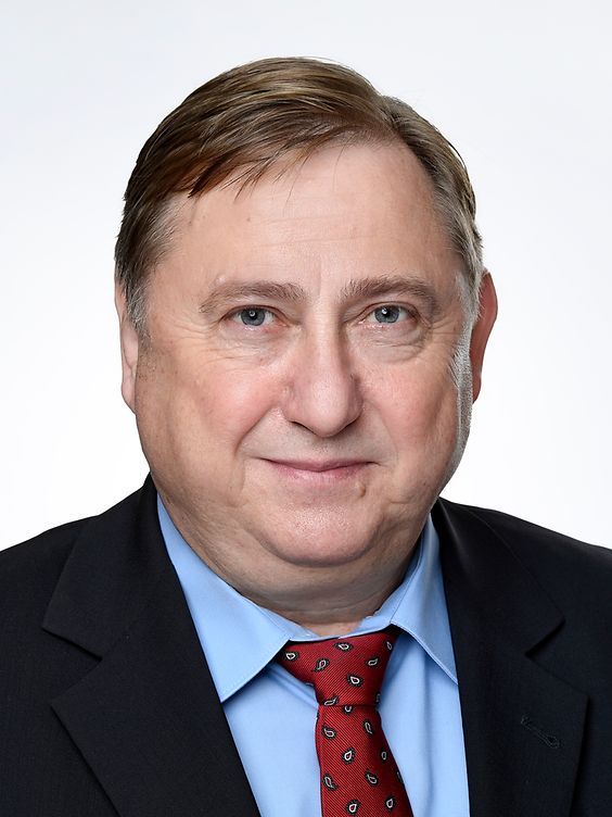 Dr. André Hahn